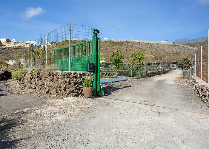 Piletas Dos Tatil Evi Guía de Isora